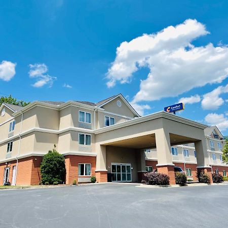 Comfort Inn & Suites Augusta Fort Eisenhower Area Exterior photo