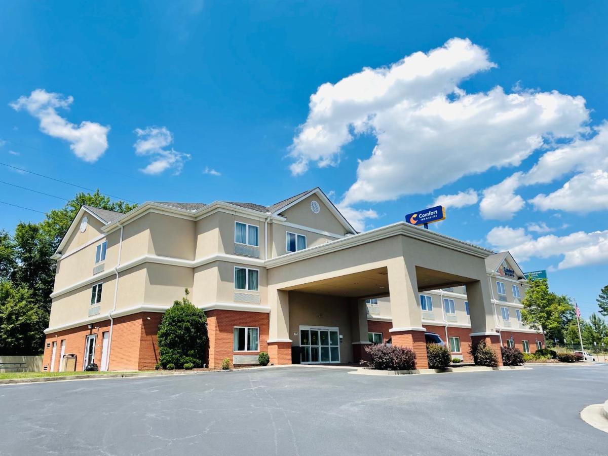 Comfort Inn & Suites Augusta Fort Eisenhower Area Exterior photo