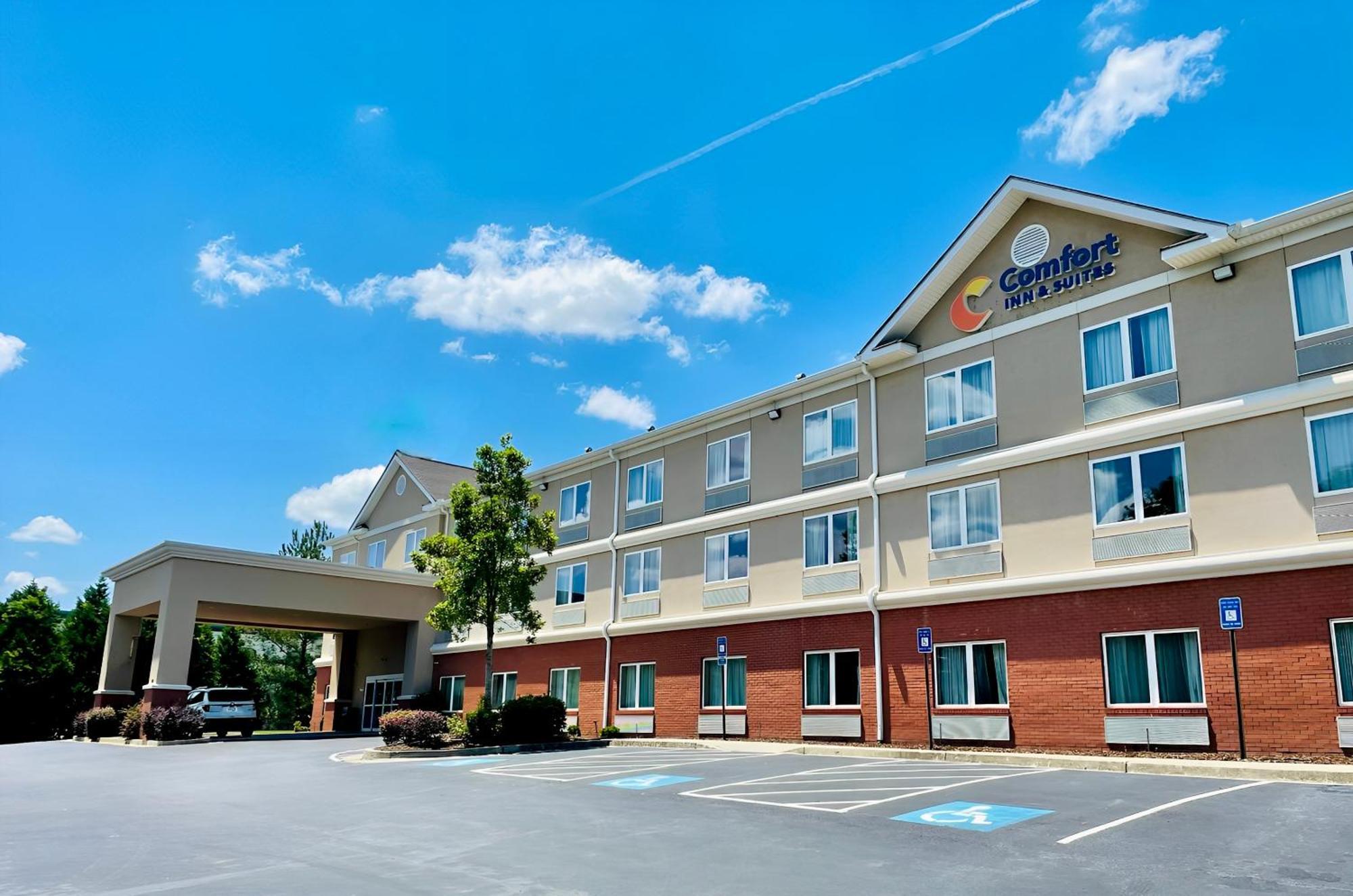 Comfort Inn & Suites Augusta Fort Eisenhower Area Exterior photo